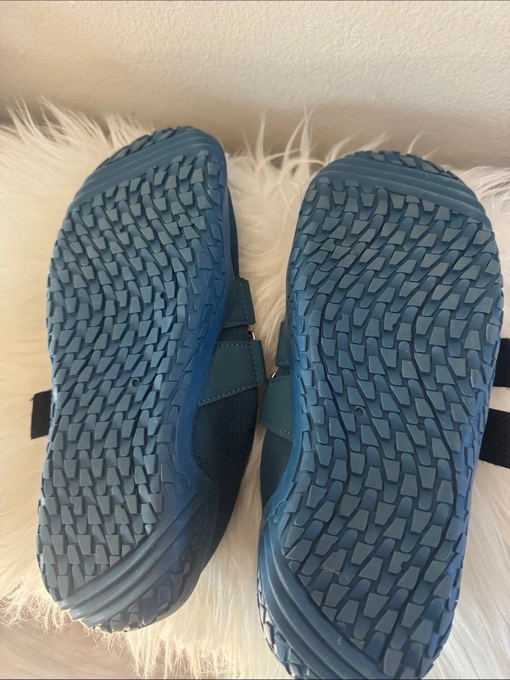 Manueklear Power Navy Strap Sneakers